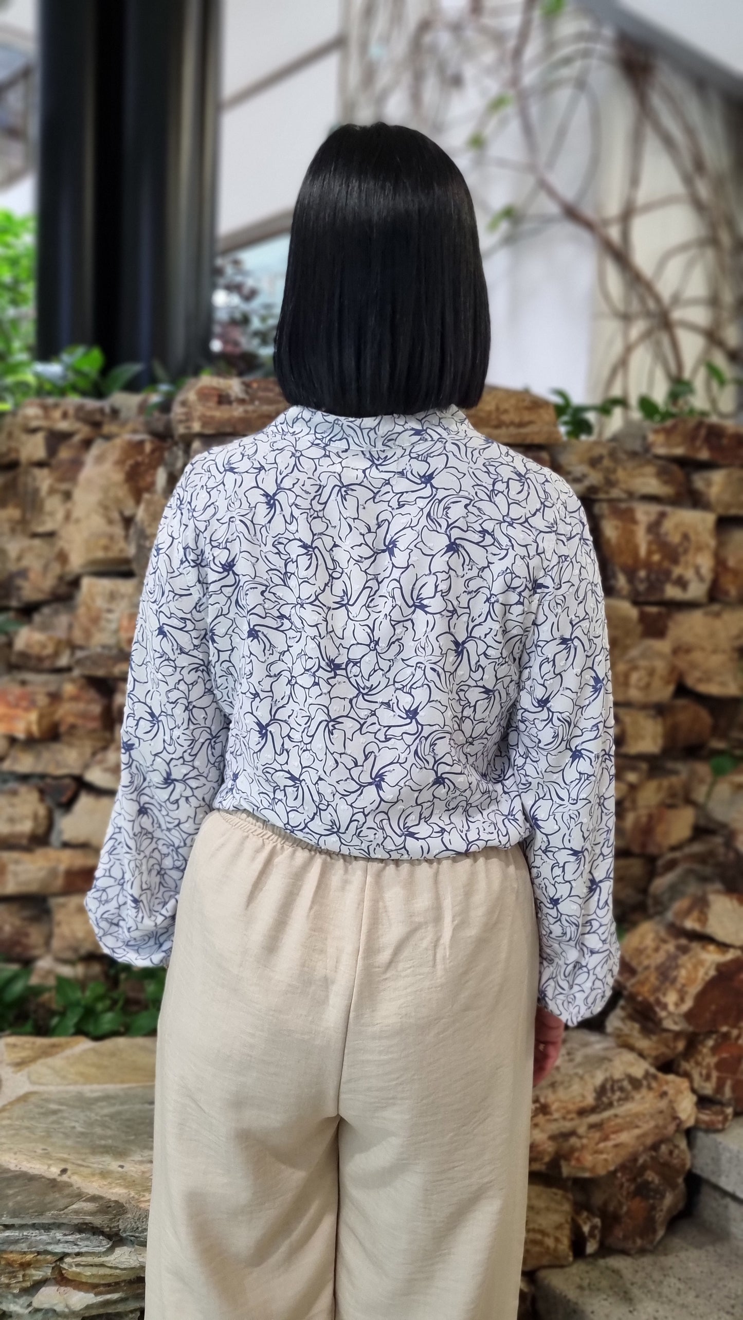 Blusa Mía crudo azul flores