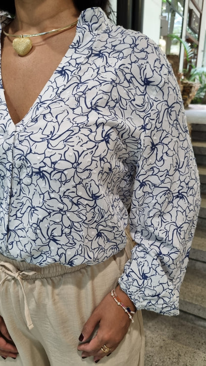 Blusa Mía crudo azul flores